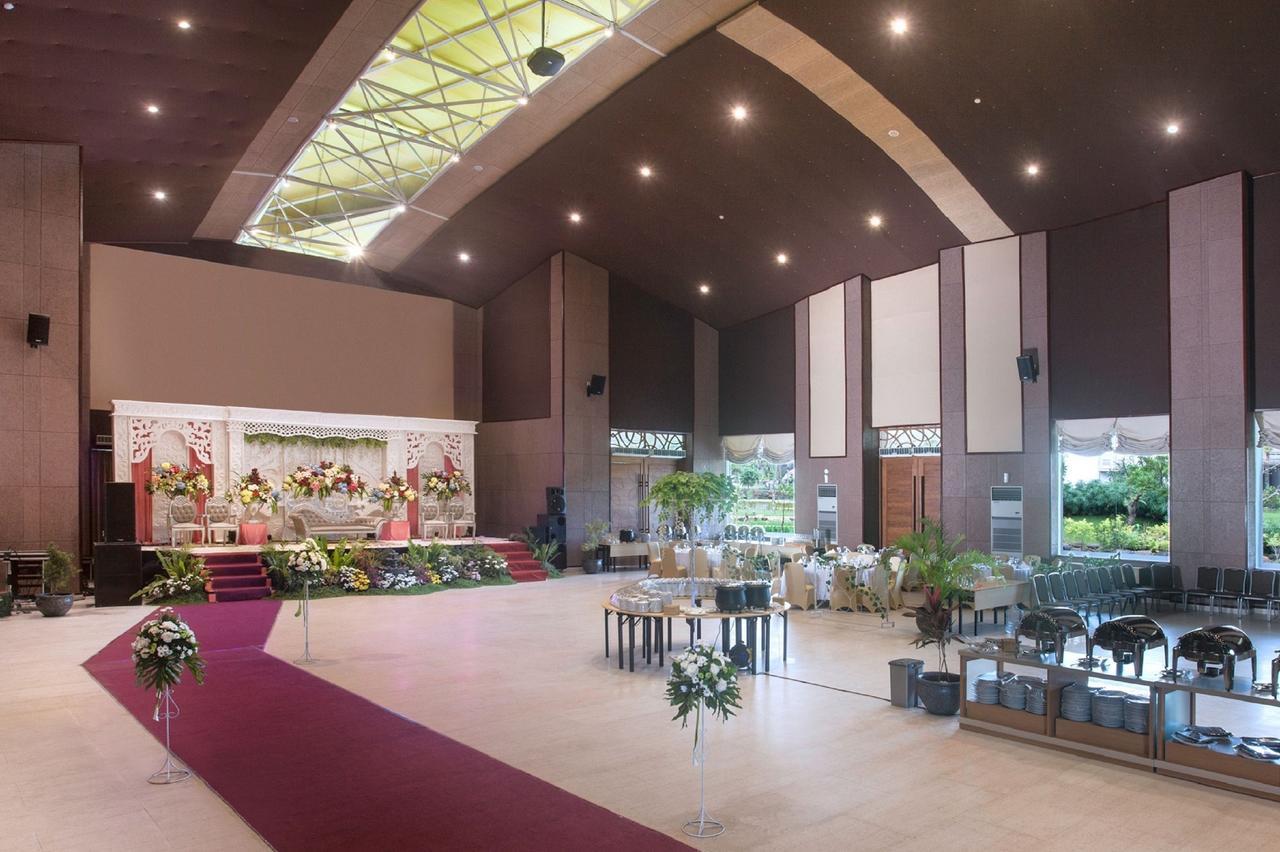 The Wujil Resort & Conventions Semarang Extérieur photo