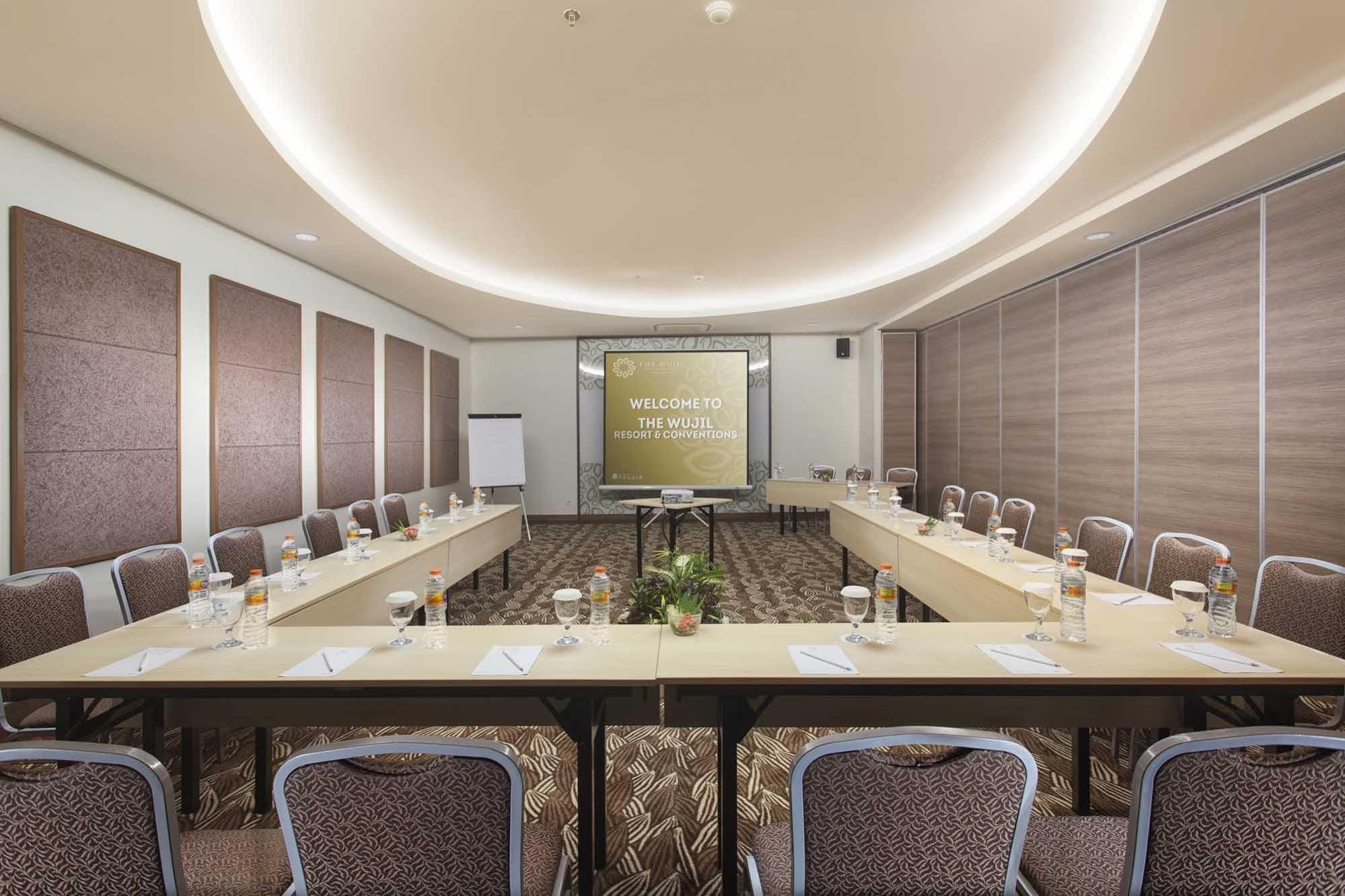 The Wujil Resort & Conventions Semarang Extérieur photo